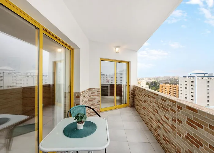 Karol Vaz Daire Portimão