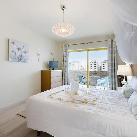 Karol Vaz ポルティマン